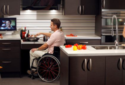Cuisines et salles de bains pour les personnes à mobilité réduite, personnes handicapées et personnes âgées. LudEau concept adapte, rend accessible et aide à l'autonomie à domicile.
